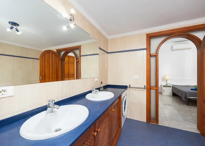 Palmira * Puerto del Carmen (Lanzarote)